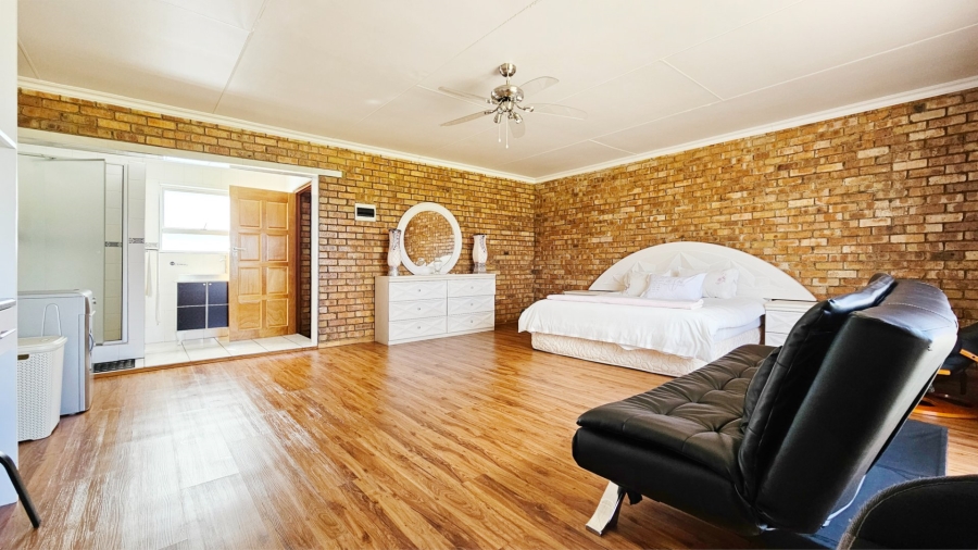 3 Bedroom Property for Sale in Oranjeville Free State